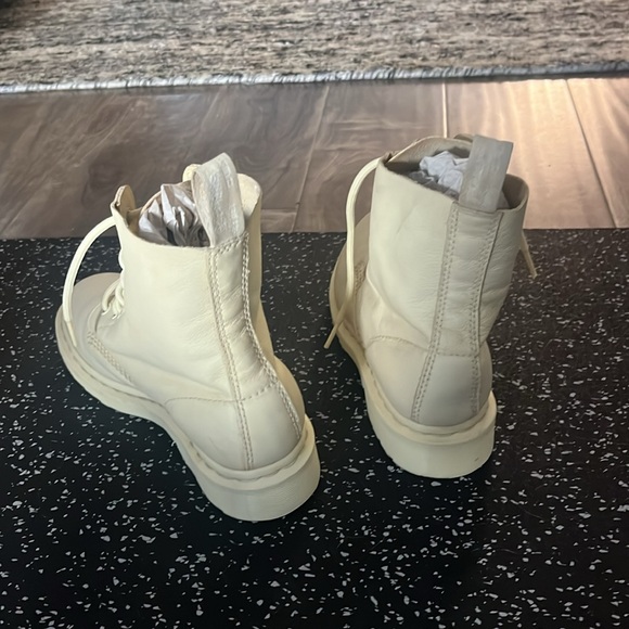 Dr. Martens 1460 Mono Lace-Up Boots - Toile Cream WITH BOX - Picture 7 of 8